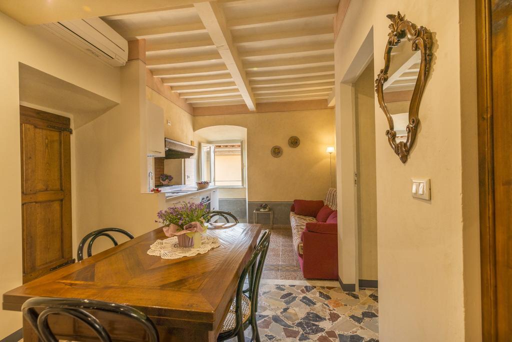 I Bei Ricordi - Historic Centre Apartment 6 Arezzo Dış mekan fotoğraf