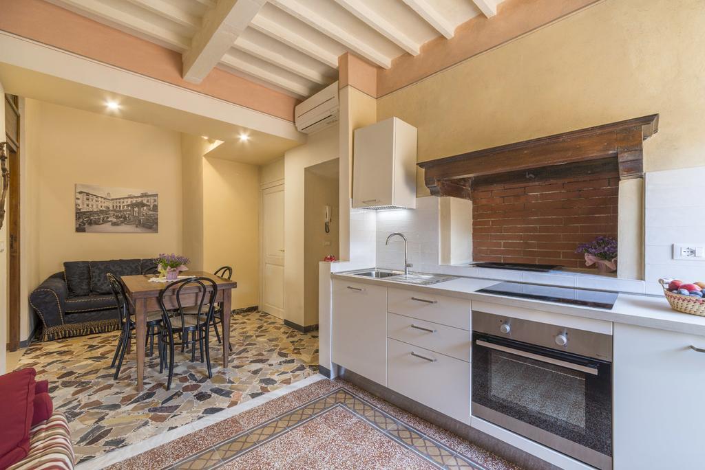 I Bei Ricordi - Historic Centre Apartment 6 Arezzo Dış mekan fotoğraf